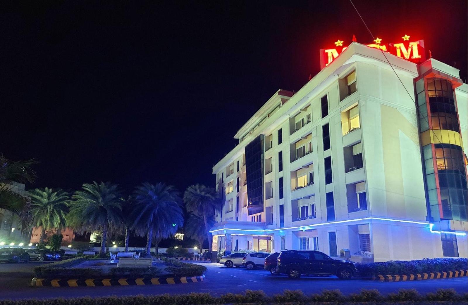Hotel Mgm Grand Srikalahasti Esterno foto